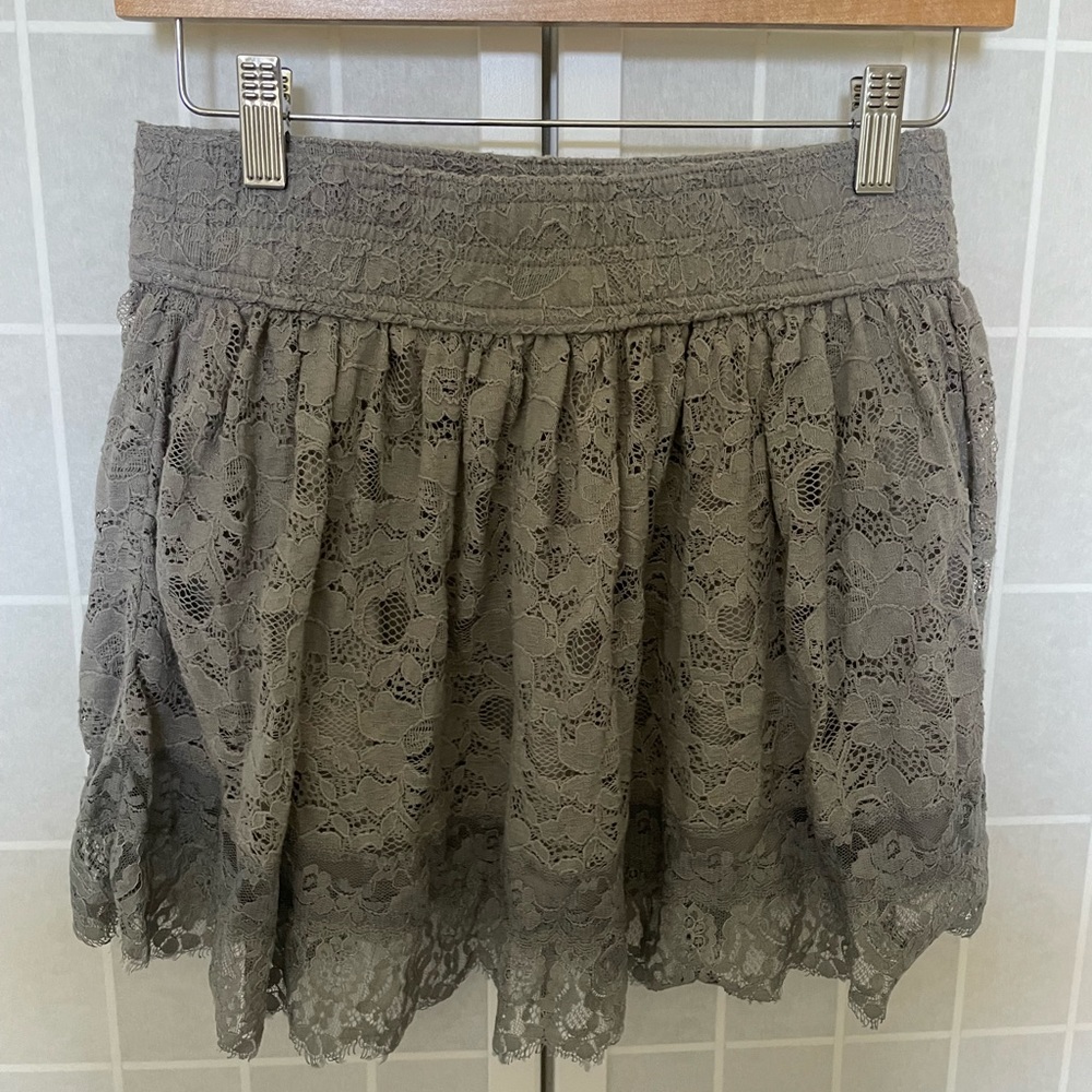 Abercrombie & Fitch lace mini skirt, Elastic waist lined, grey, size small.